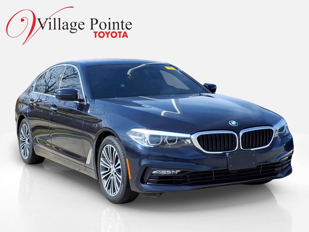 Used 2017 BMW 530i xDrive image 3