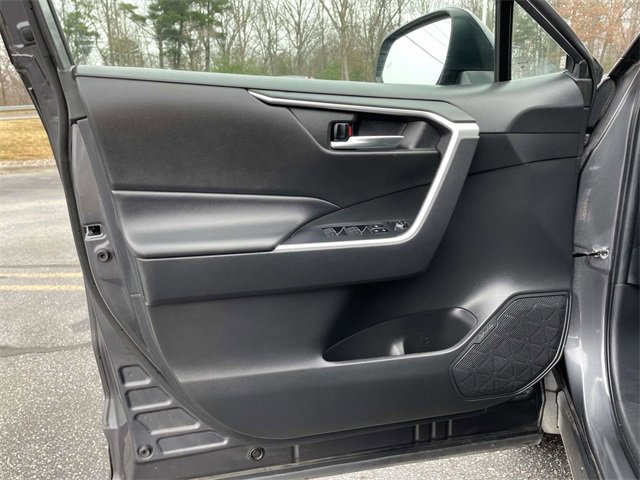 Used 2024 Toyota RAV4 XLE image 17