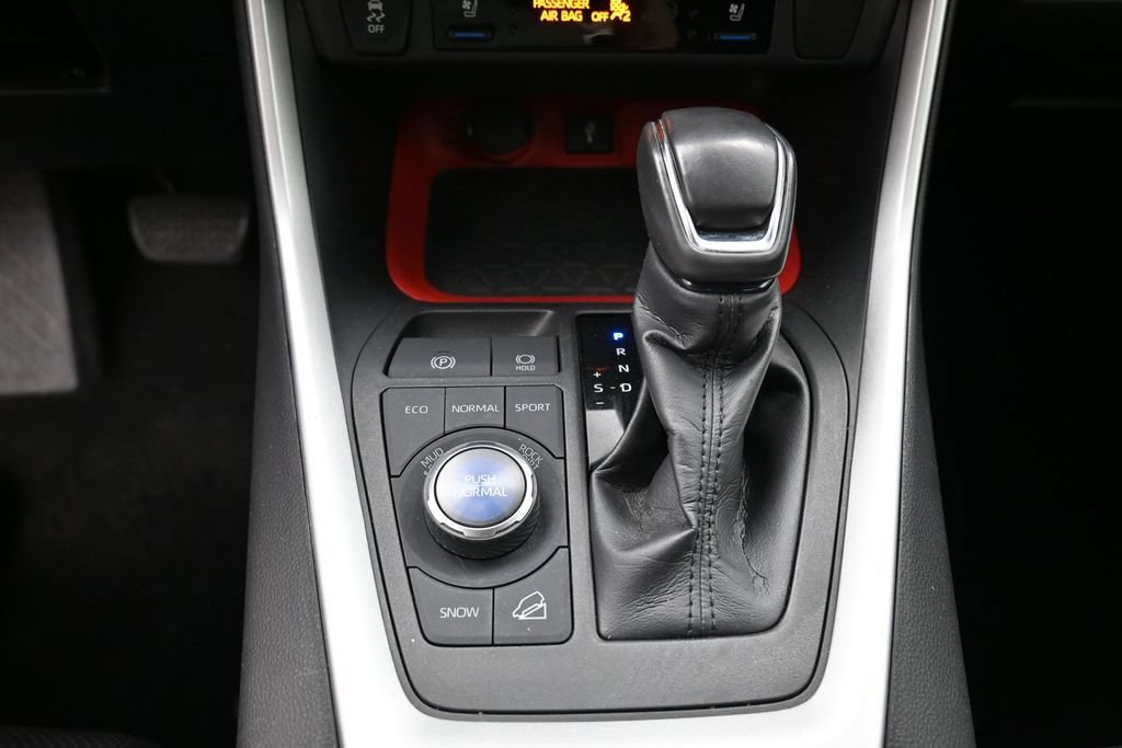 Certified 2020 Toyota RAV4 TRD Off-Road w/ TRD Off-Road Weather Package AWD/4WD image 25
