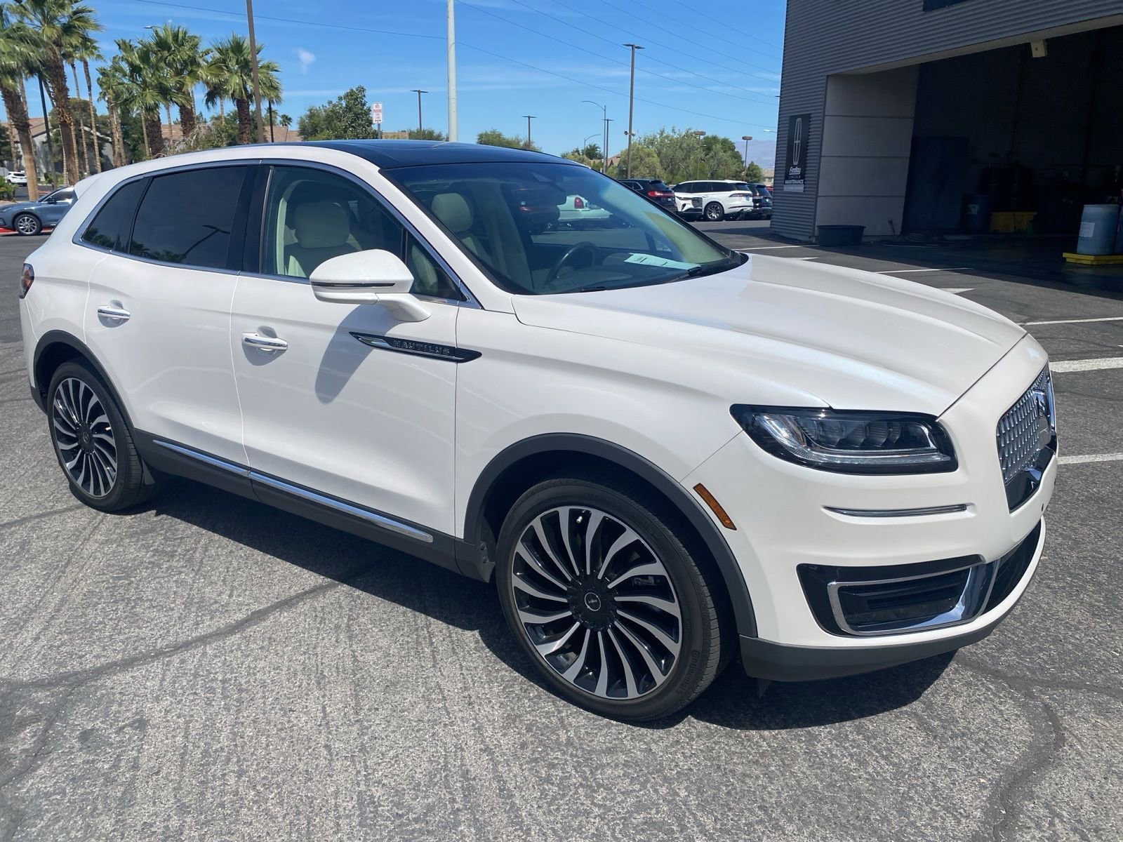 Used 2019 Lincoln Nautilus Black Label w/ Cargo Utility Package image 3