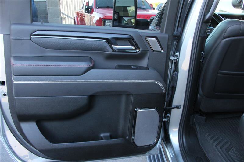 Used 2024 GMC Sierra 2500 AT4X AWD/4WD image 17
