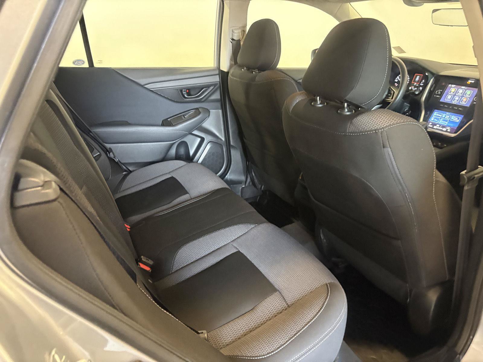 Used 2021 Subaru Outback AWD/4WD image 40