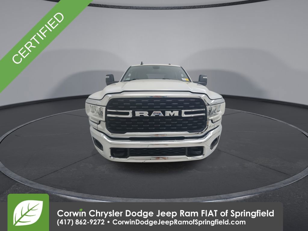 Used 2024 RAM 3500 Big Horn AWD/4WD image 3