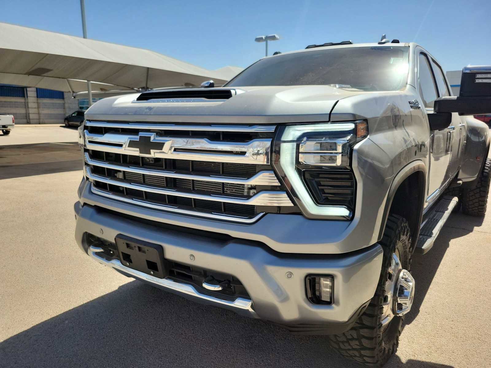 Used 2024 Chevrolet Silverado 3500 High Country w/ High Country Premium Package image 5