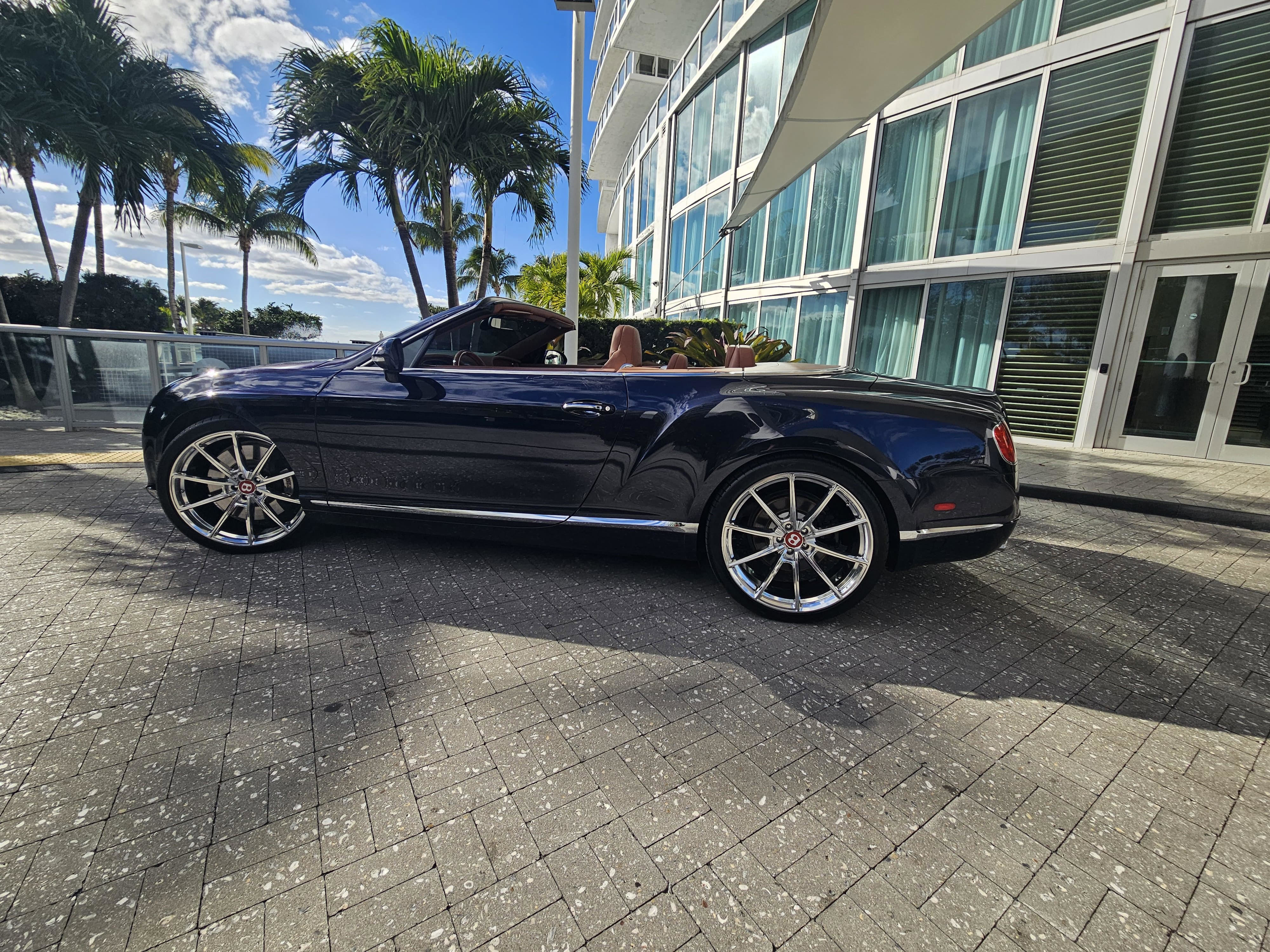 Used 2014 Bentley Continental GT image 35