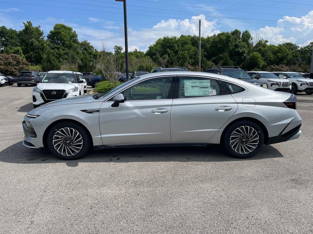New 2025 Hyundai Sonata SEL image 4