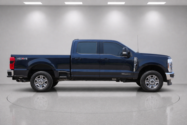 Used 2024 Ford F250 Lariat AWD/4WD image 2