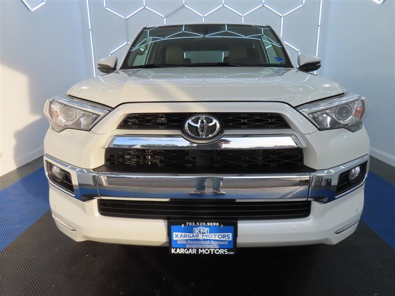 Used 2018 Toyota 4Runner Limited AWD/4WD image 3