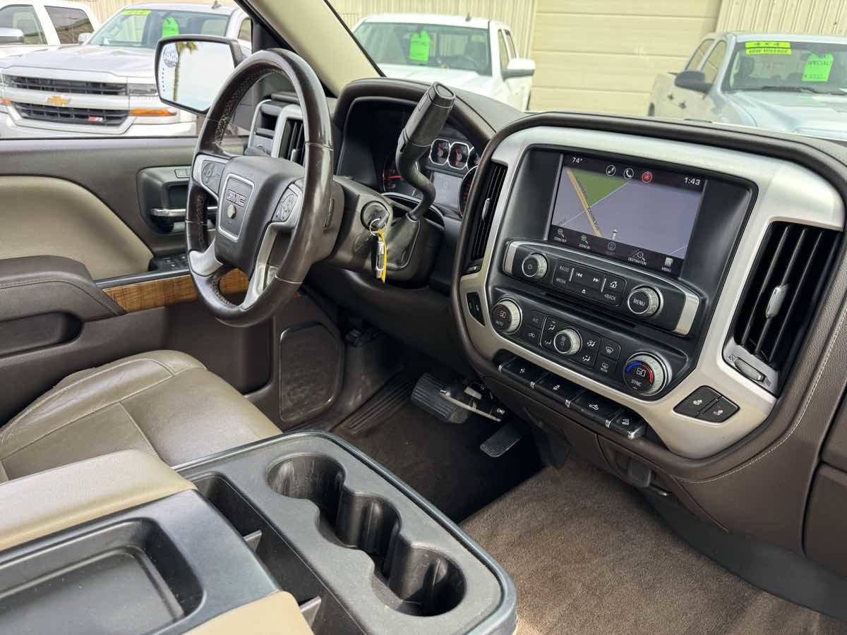 Used 2015 GMC Sierra 1500 SLT w/ Suspension Package, Off-Road image 15