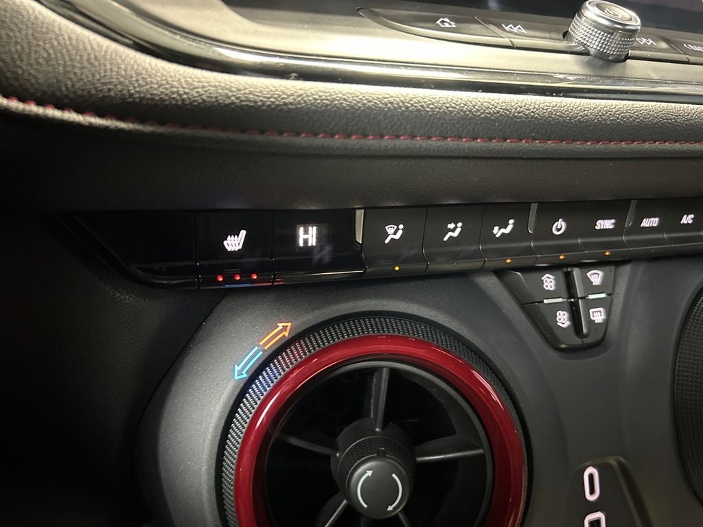Used 2023 Chevrolet Blazer RS FWD image 36