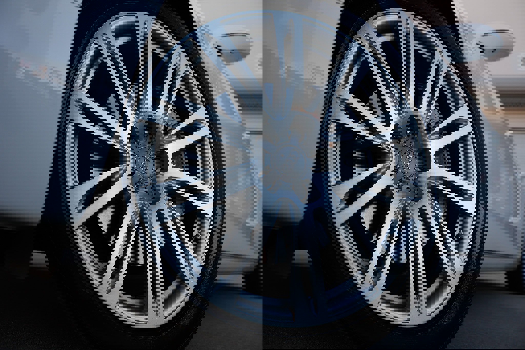 Used 2014 Audi A8 L TDI w/ Premium Package image 34