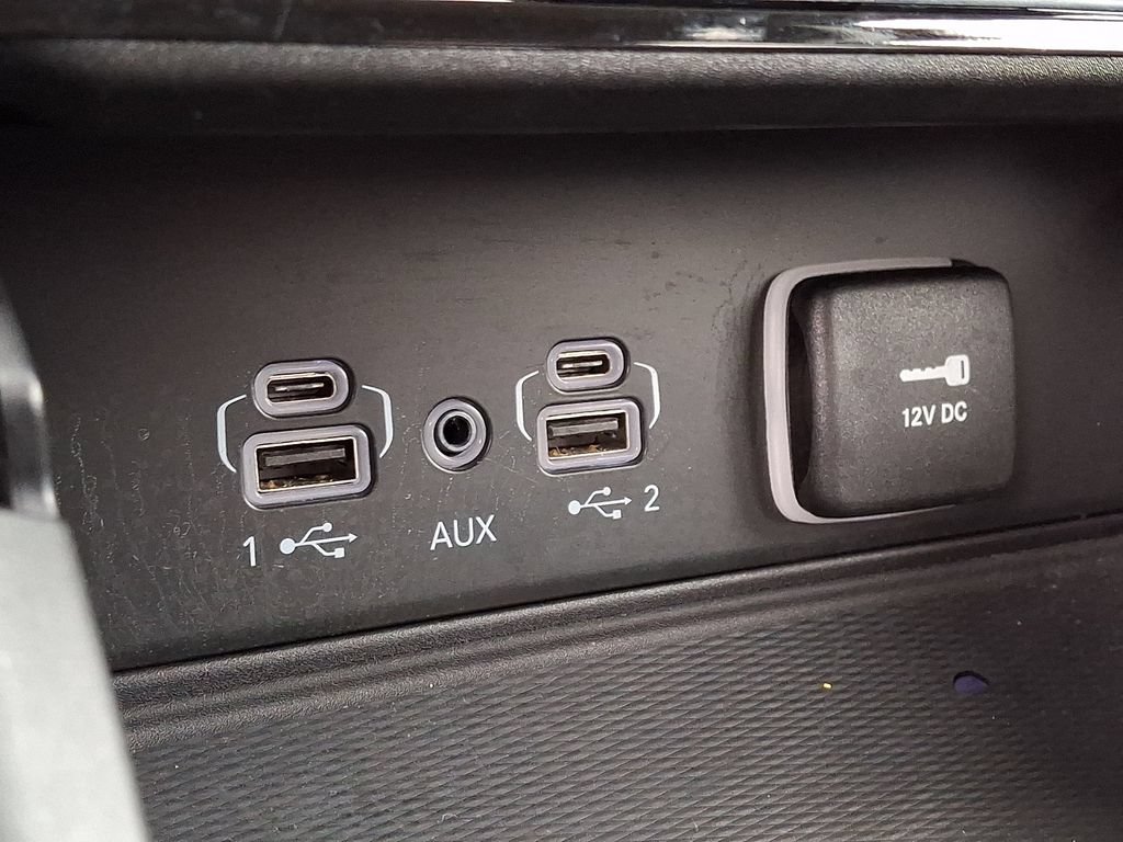 Used 2023 Jeep Grand Cherokee Laredo w/ Luxury Tech Group I AWD/4WD image 24