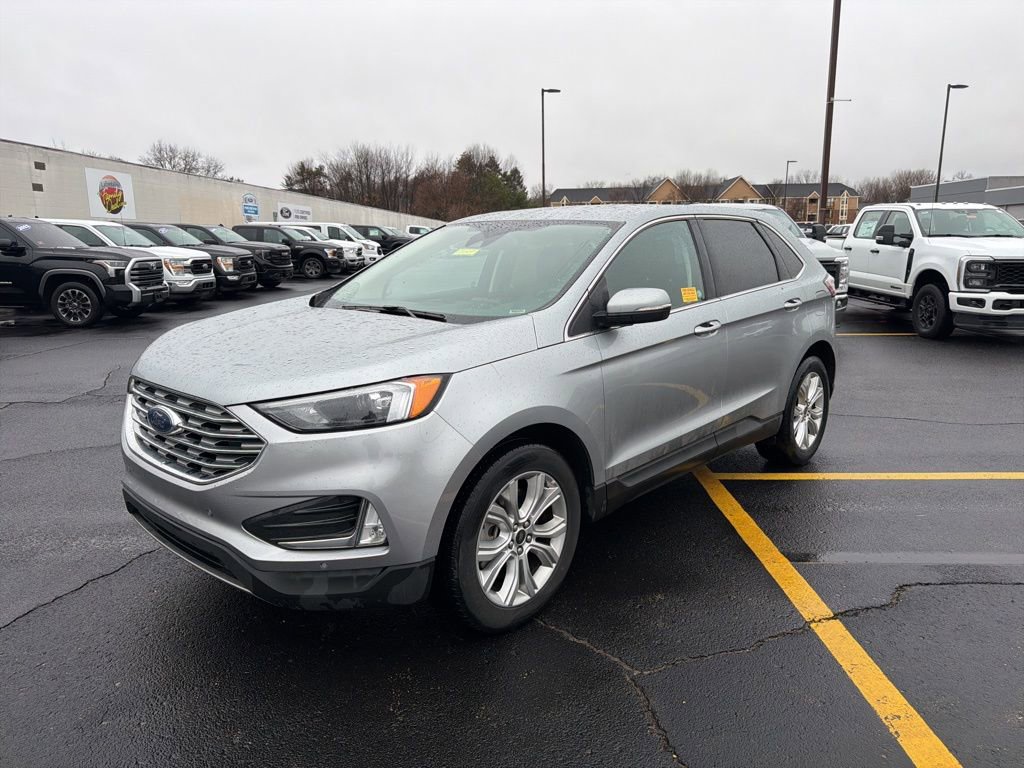 Used 2024 Ford Edge Titanium image 1