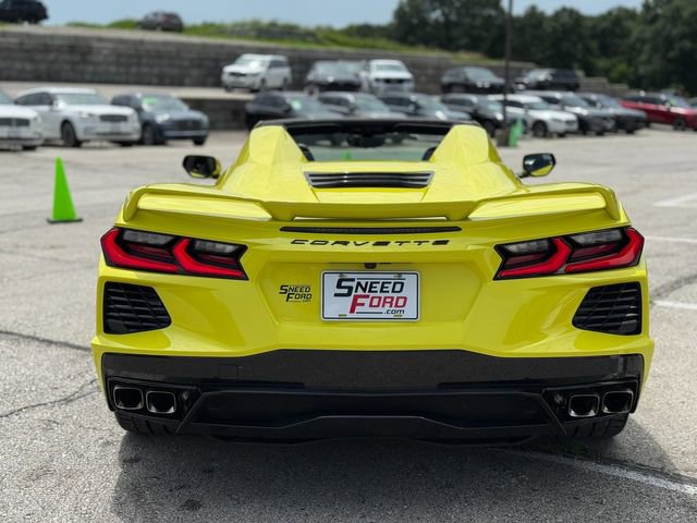 Used 2021 Chevrolet Corvette Stingray w/ Z51 Performance Package image 6