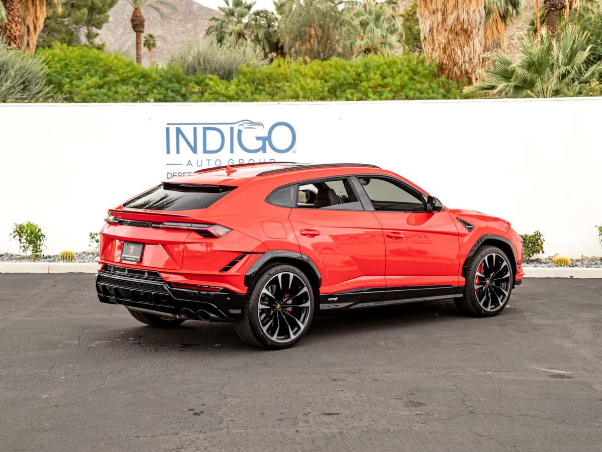 Used 2024 Lamborghini Urus S image 6