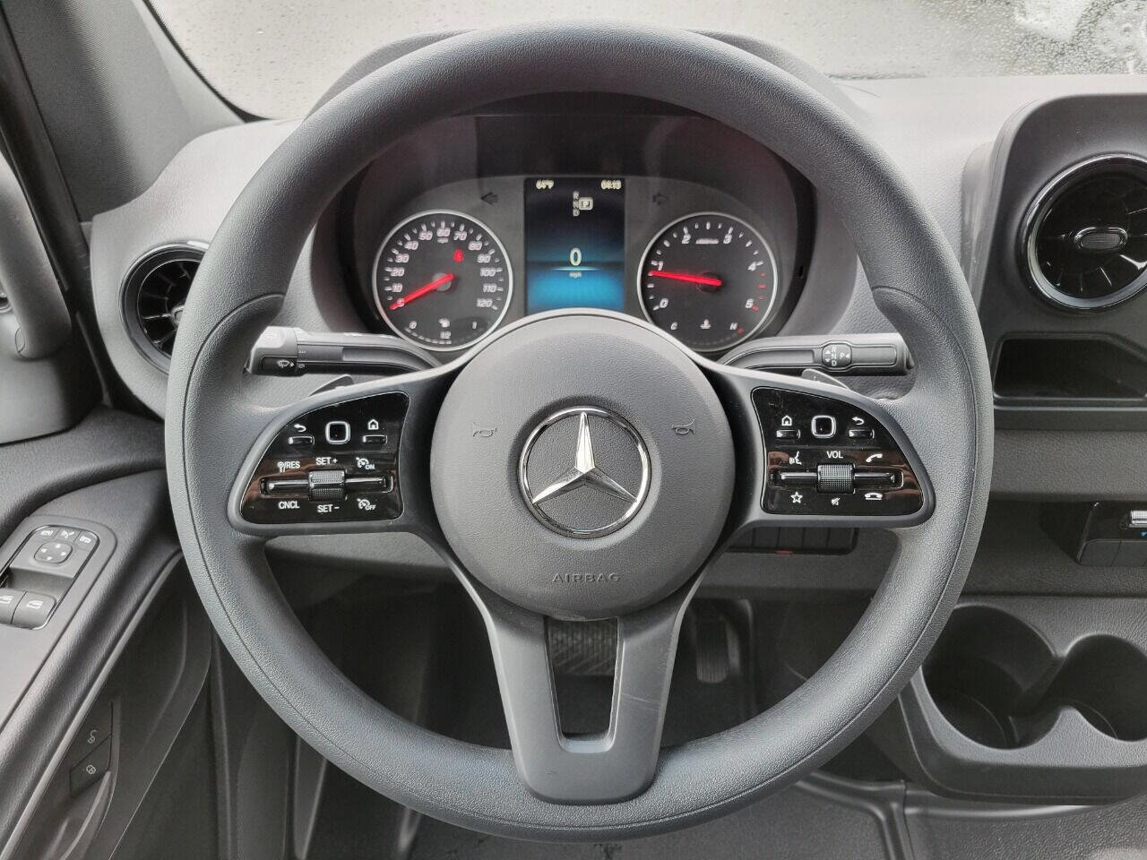 Used 2023 Mercedes-Benz Sprinter 2500 w/ Acoustic Package image 10