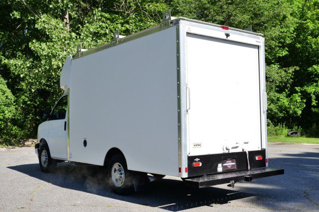 Used 2021 Chevrolet Express 3500 w/ Power Convenience Package RWD image 7