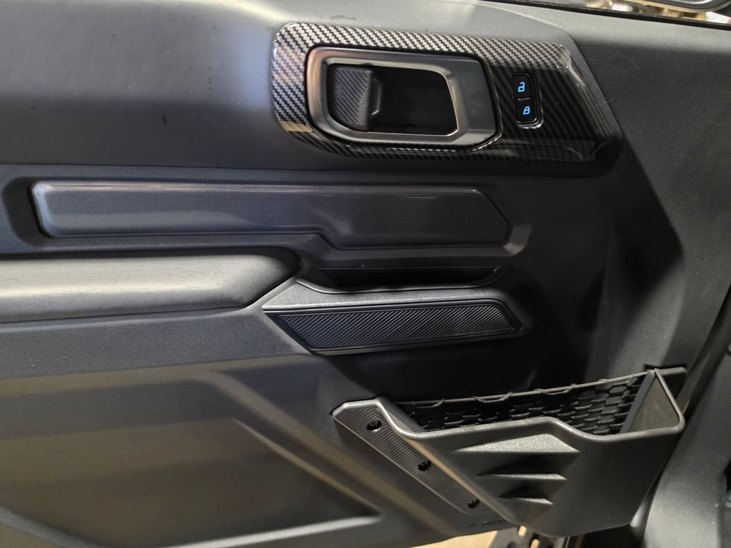 Used 2025 Ford Bronco Badlands AWD/4WD image 5