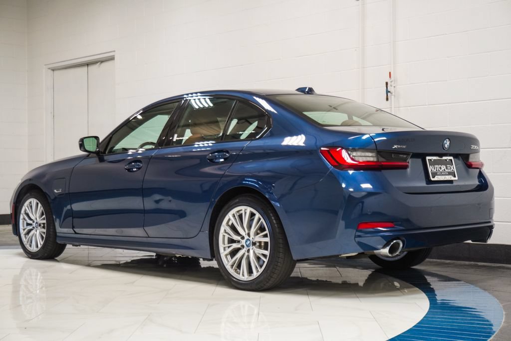 Used 2023 BMW 330e xDrive AWD/4WD image 31