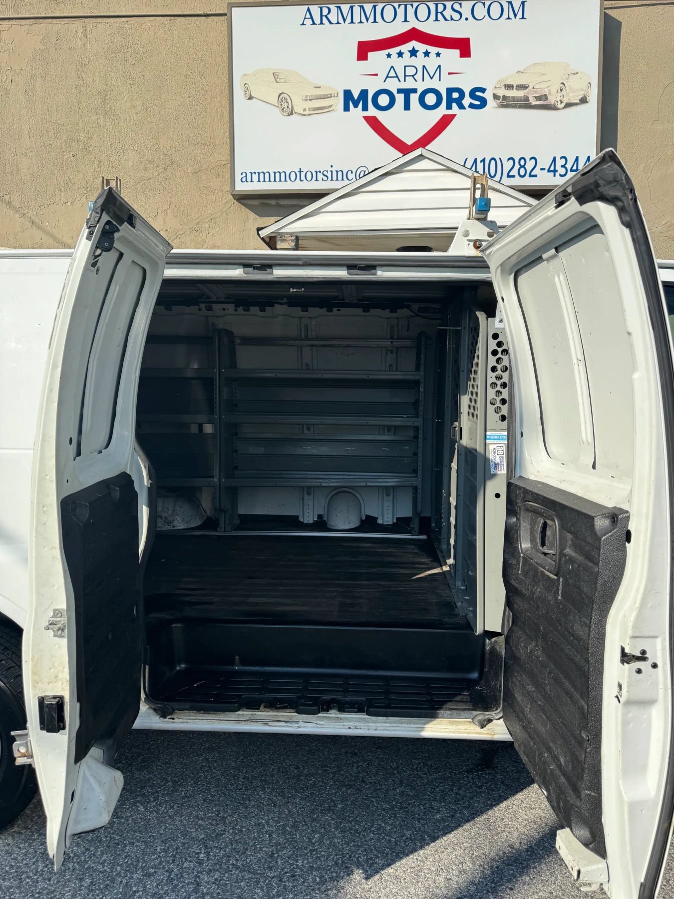 Used 2012 Chevrolet Express 2500 RWD image 13