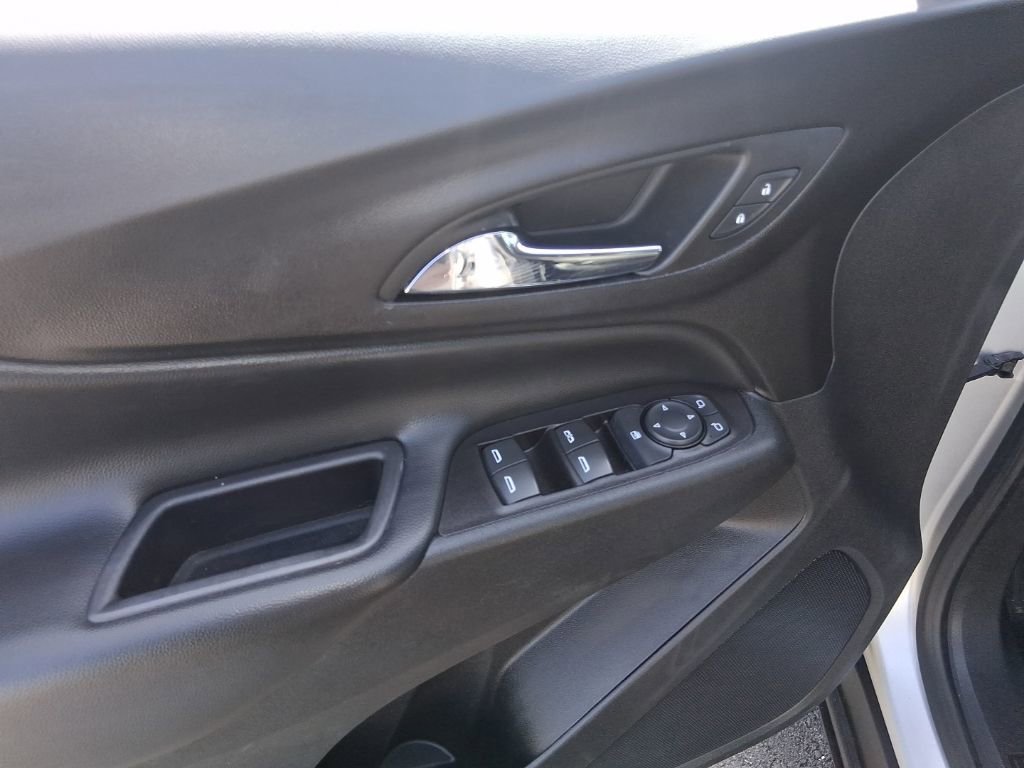Used 2020 Chevrolet Equinox LT image 13