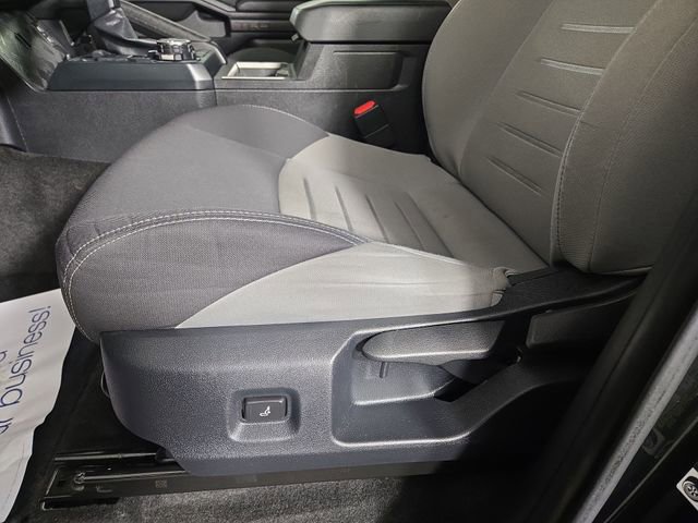 Used 2024 Toyota Tacoma TRD Off-Road image 29