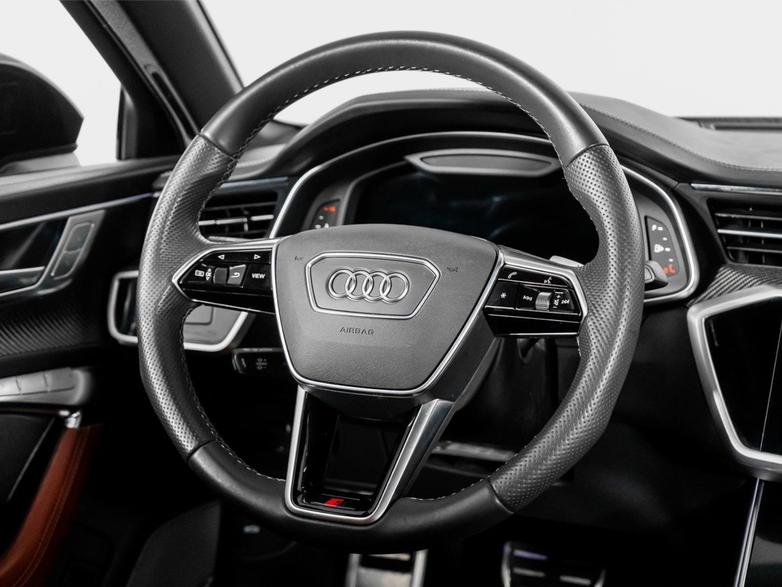 Used 2023 Audi S6 Prestige w/ Prestige Package image 50
