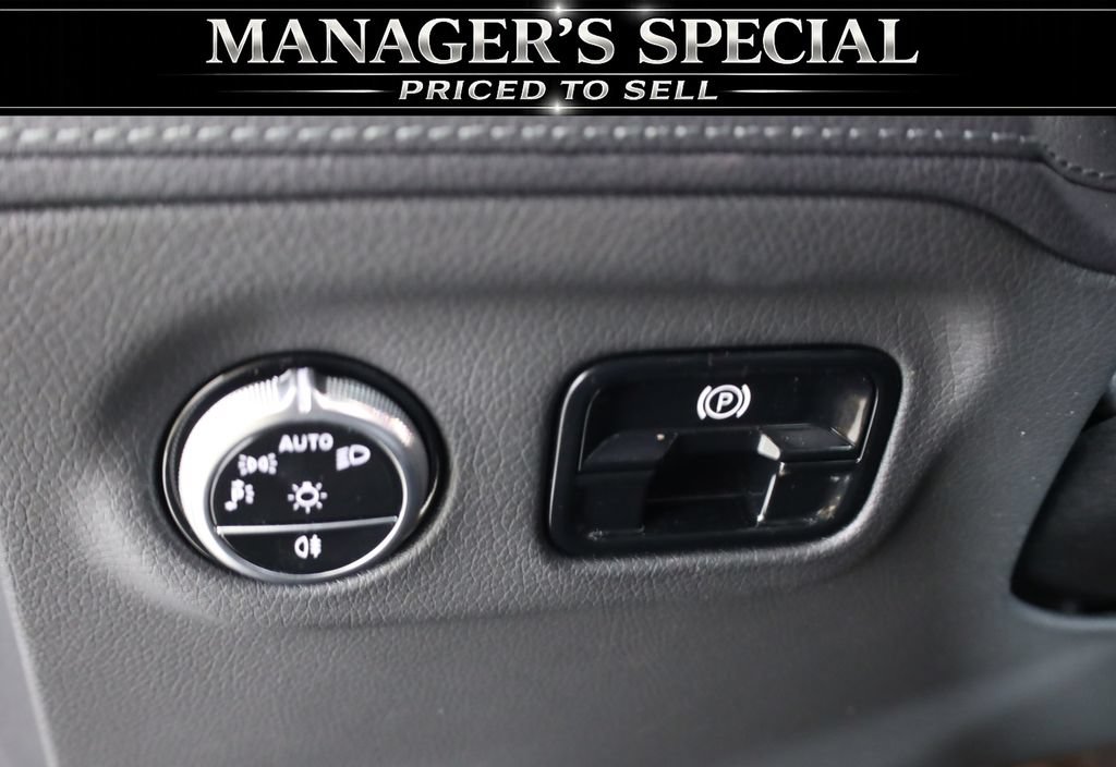Used 2023 Mercedes-Benz EQE 350+ 4MATIC Sedan image 10