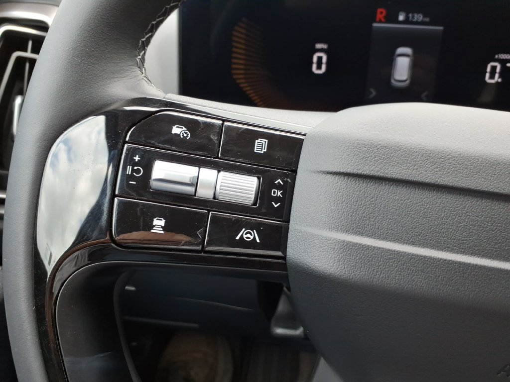 New 2026 Kia Sorento LX FWD image 21