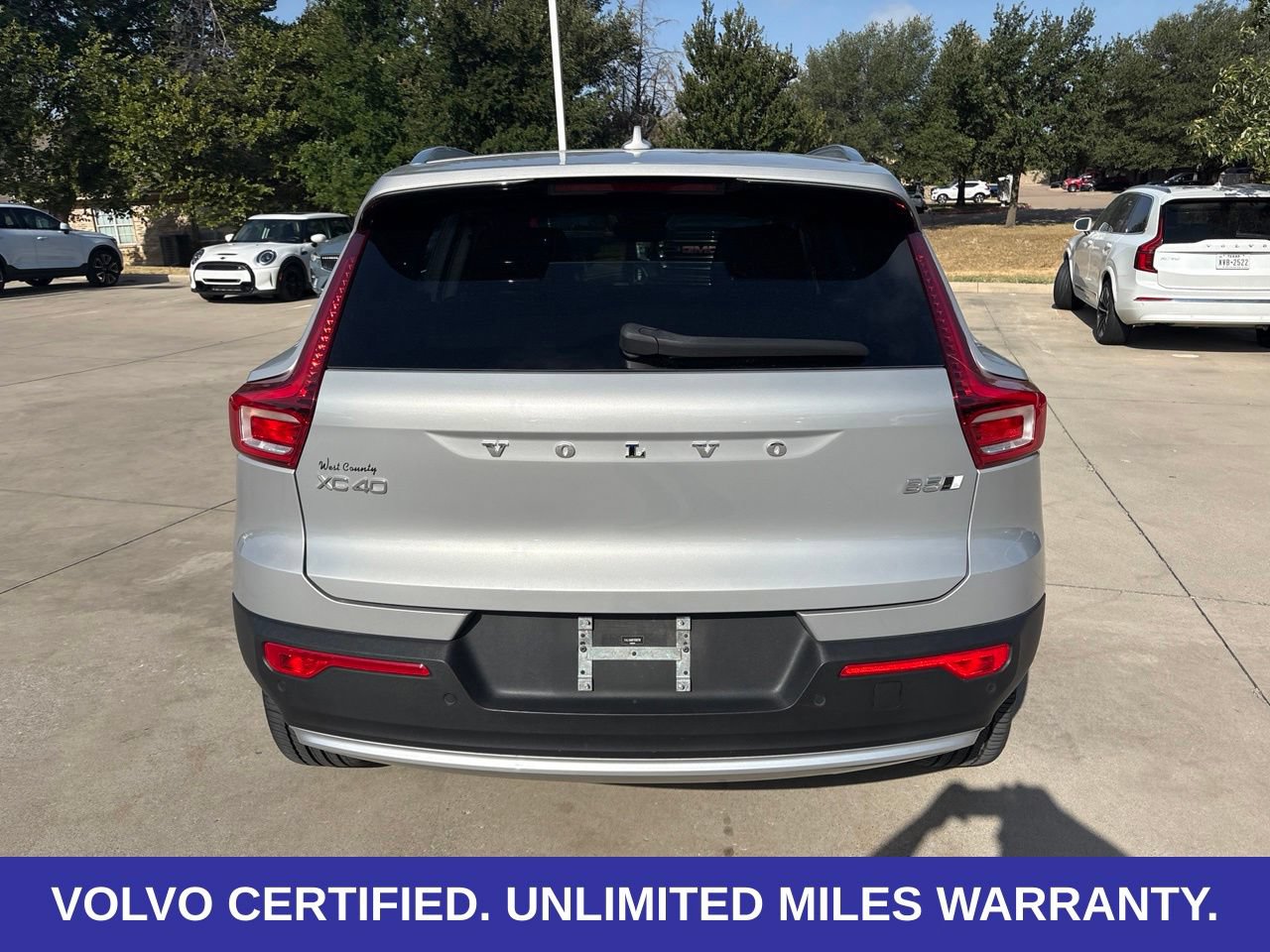Certified 2023 Volvo XC40 B5 Plus w/ Protection Package Premier AWD/4WD image 6