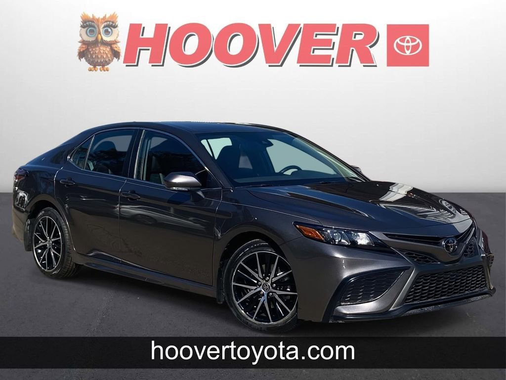 Used 2023 Toyota Camry SE w/ Convenience Package