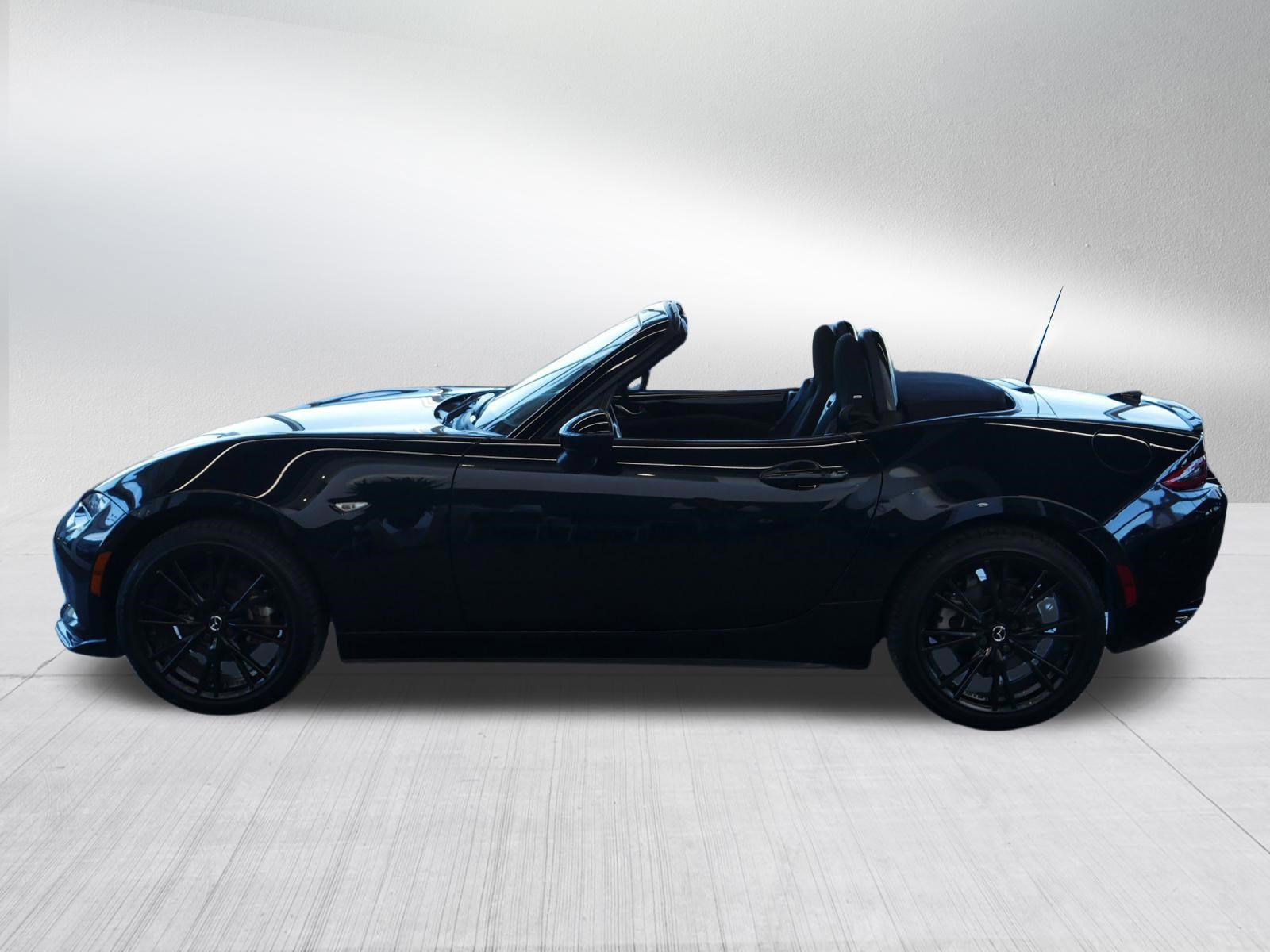 Used 2024 MAZDA MX-5 Miata Club image 4