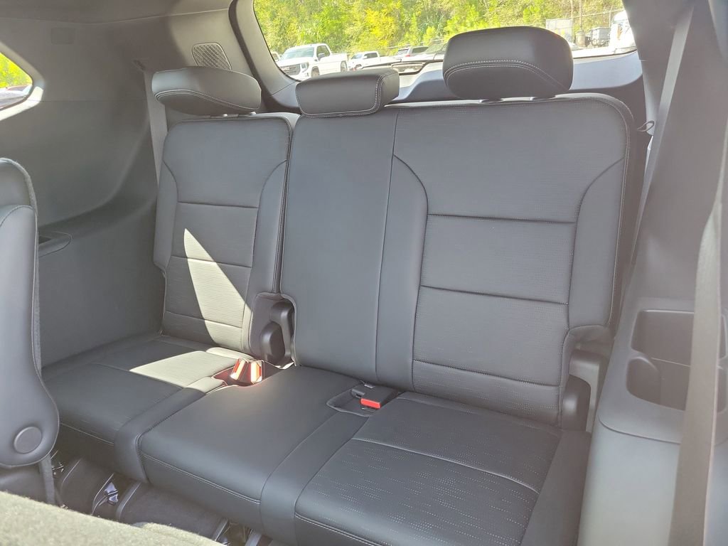 New 2026 Buick Enclave Sport Touring w/ Super Cruise Package image 15