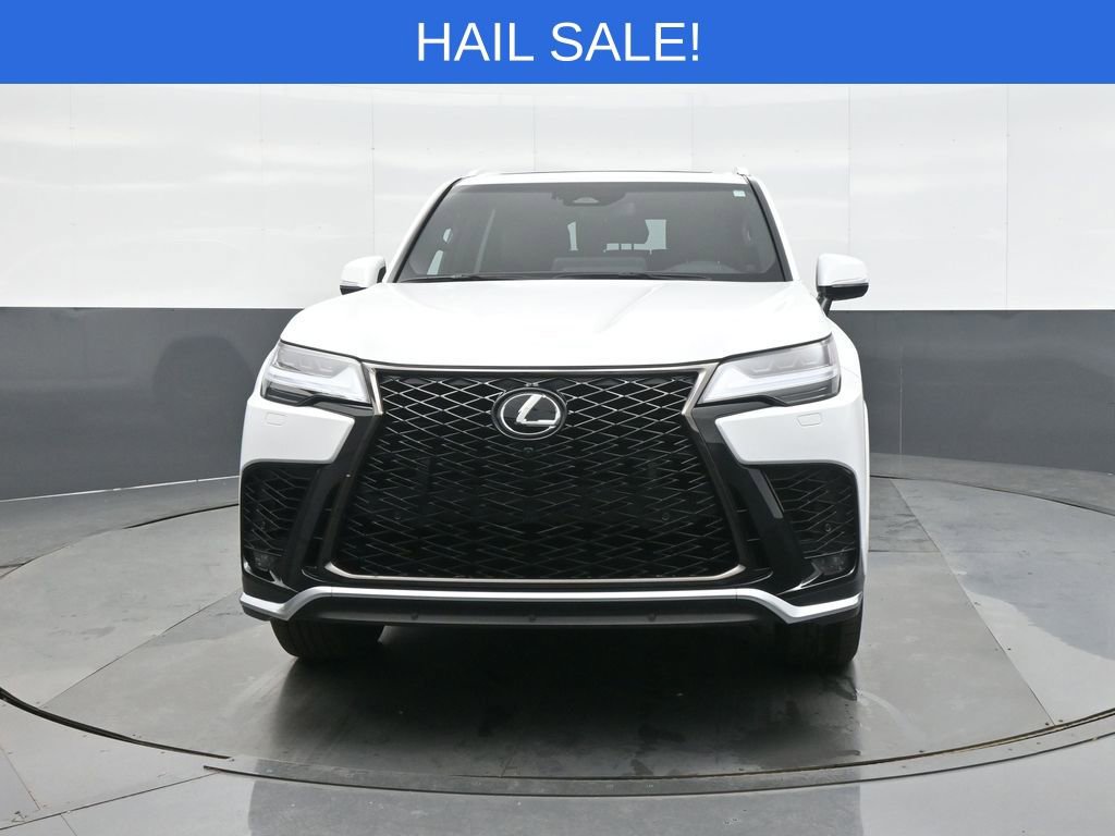 Used 2026 Lexus LX 600 F Sport image 2