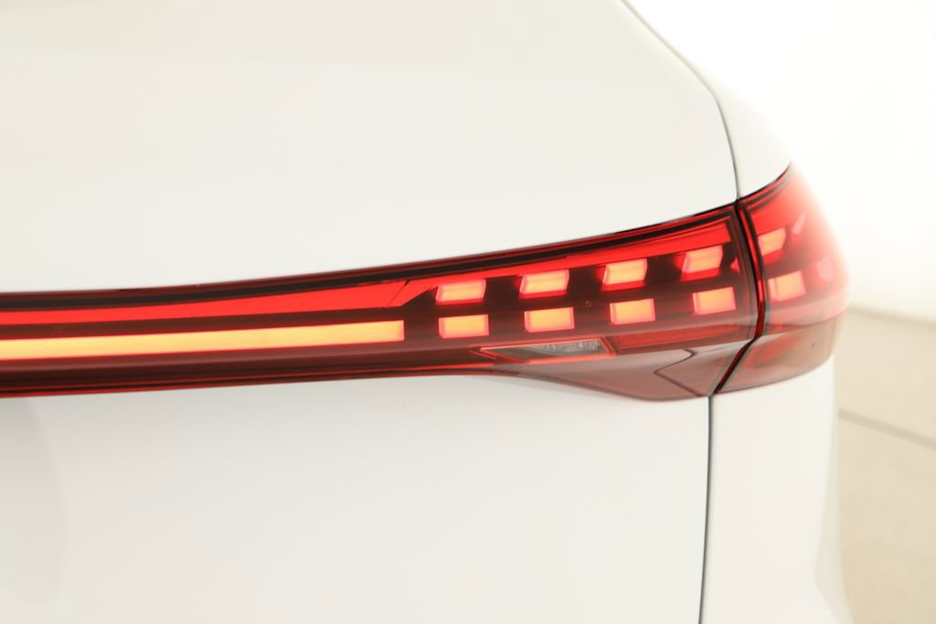 New 2026 Audi SQ5 Premium Plus image 35