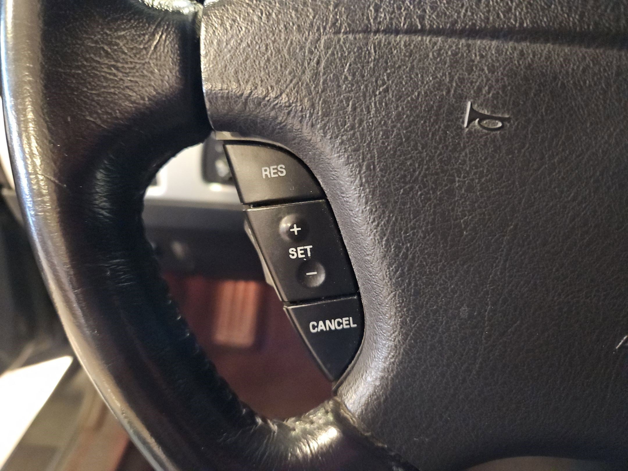 Used 2003 Ford Thunderbird image 19