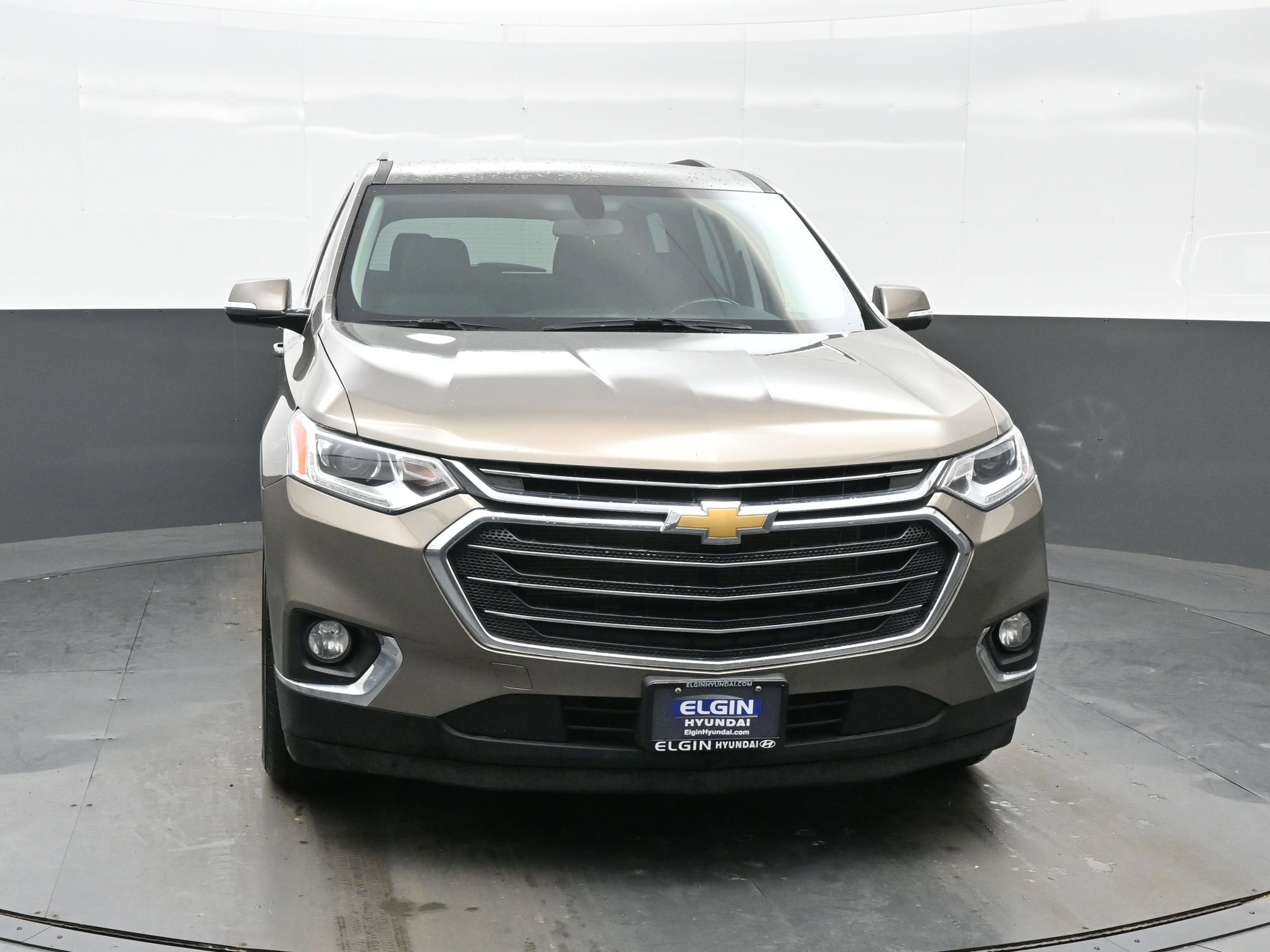 Used 2020 Chevrolet Traverse LT image 3