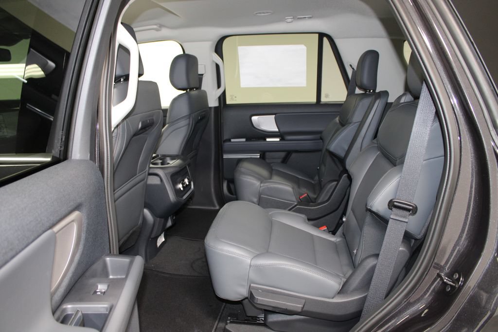 New 2026 Ford Expedition Active RWD image 26