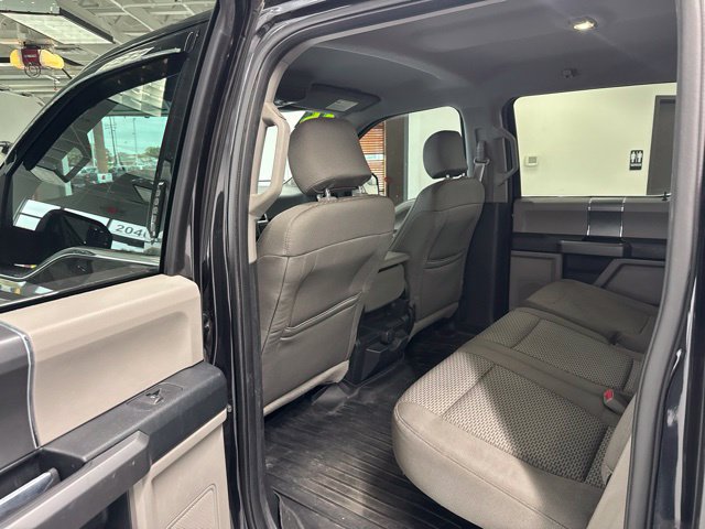 Used 2015 Ford F150 XLT w/ Equipment Group 302A Luxury AWD/4WD image 22