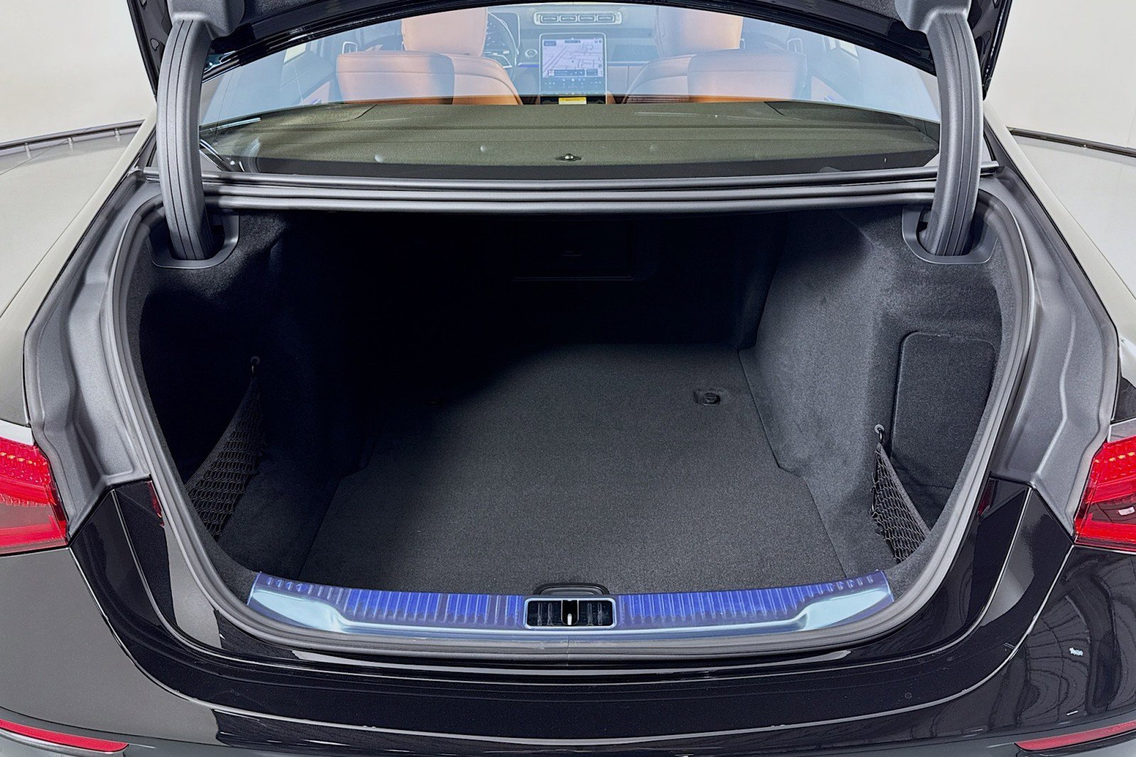 New 2026 Mercedes-Benz S 500 4MATIC image 22