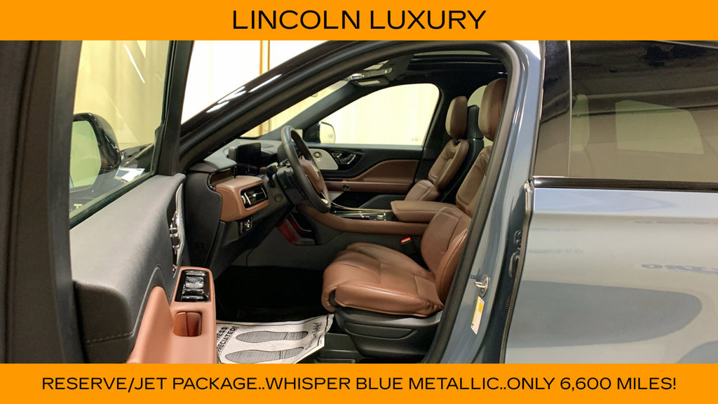 Used 2025 Lincoln Aviator Reserve w/ Equipment Group 201A AWD/4WD image 37