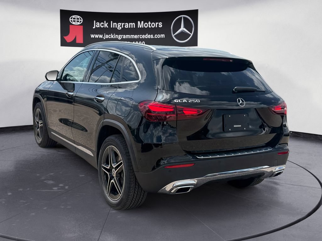 New 2026 Mercedes-Benz GLA 250 image 3