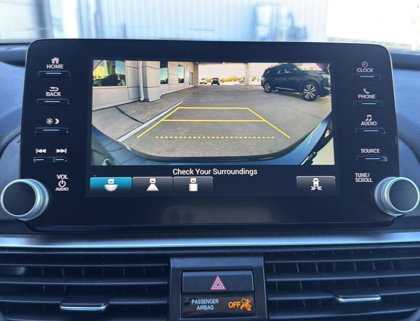 Used 2019 Honda Accord EX image 31