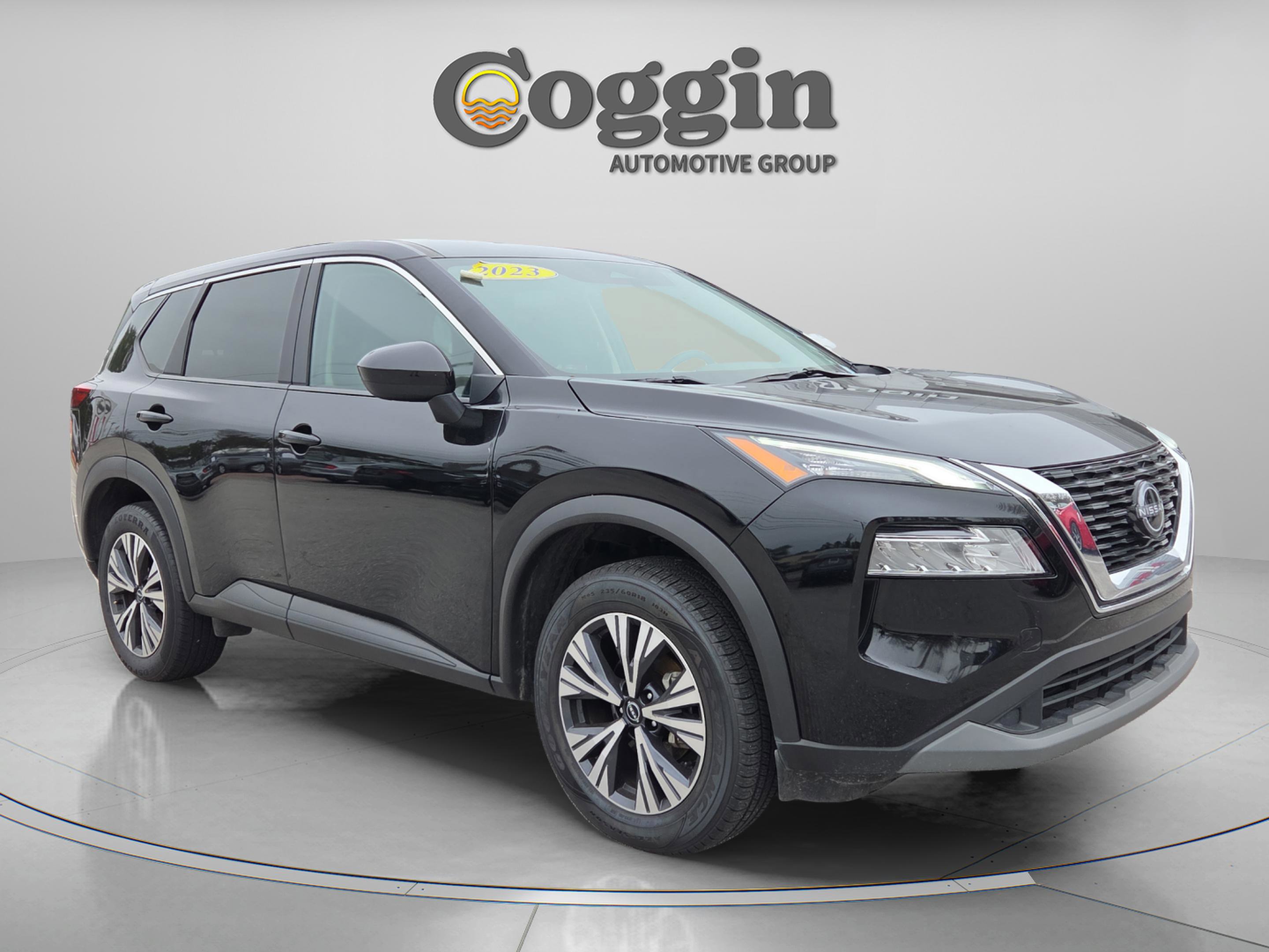 Used 2023 Nissan Rogue SV image 8