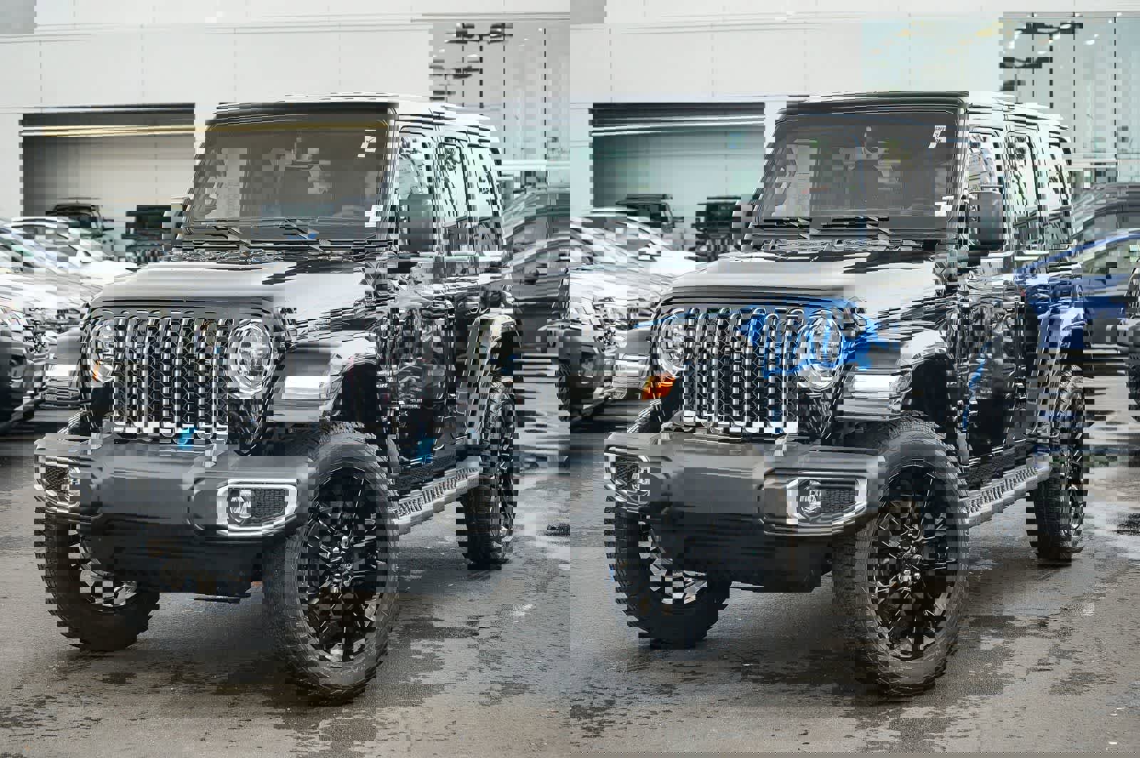 Used 2023 Jeep Wrangler Sahara image 1