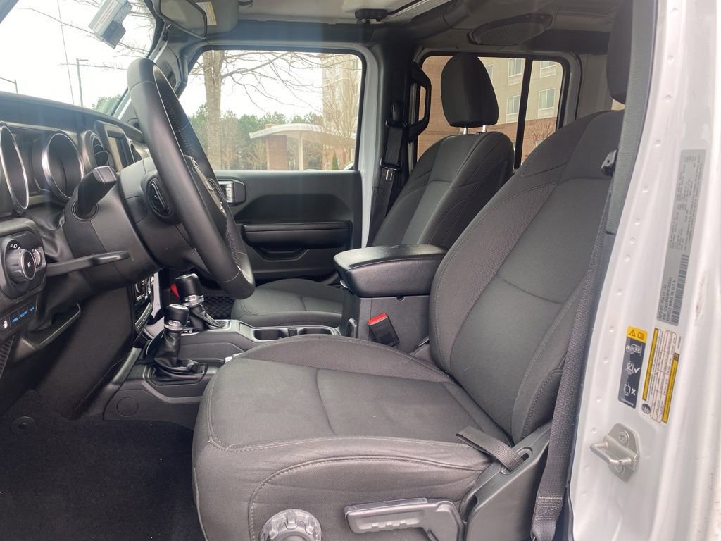 Used 2023 Jeep Wrangler Unlimited image 14