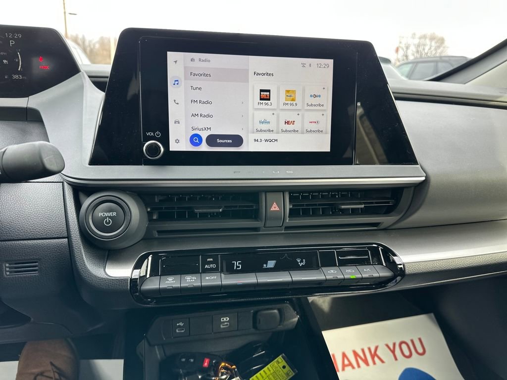 Used 2025 Toyota Prius LE image 22