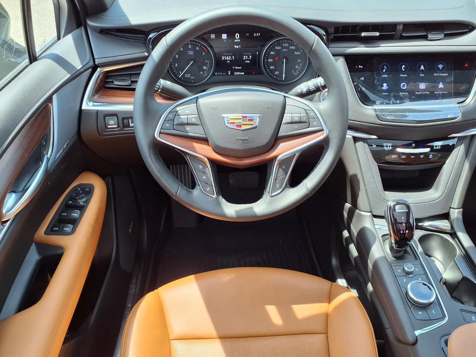 New 2026 Cadillac XT5 Premium Luxury w/ LPO, Floor Liner Package AWD/4WD image 11