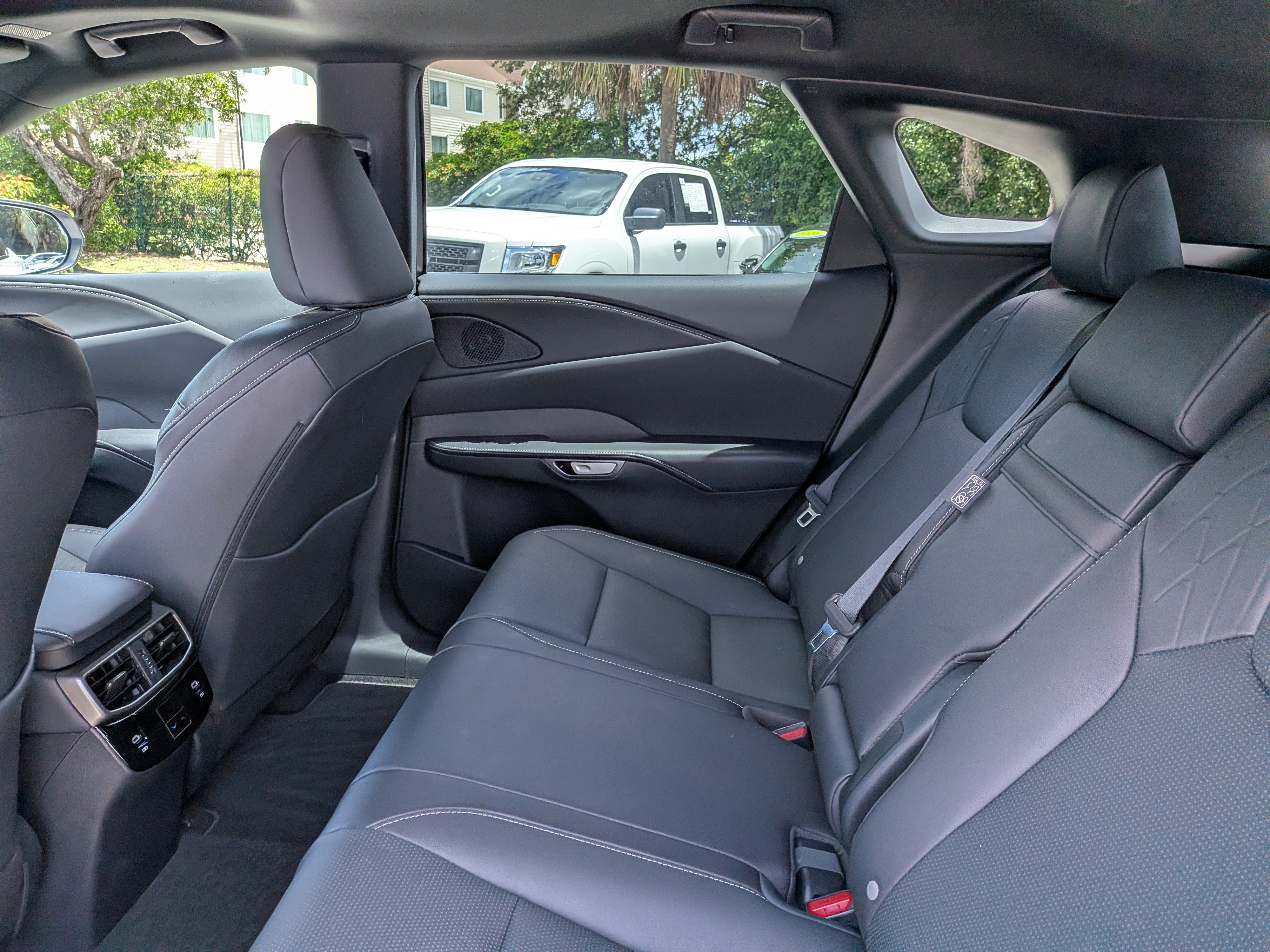 Used 2025 Lexus RX 350 Premium Plus w/ Convenience Package FWD image 15