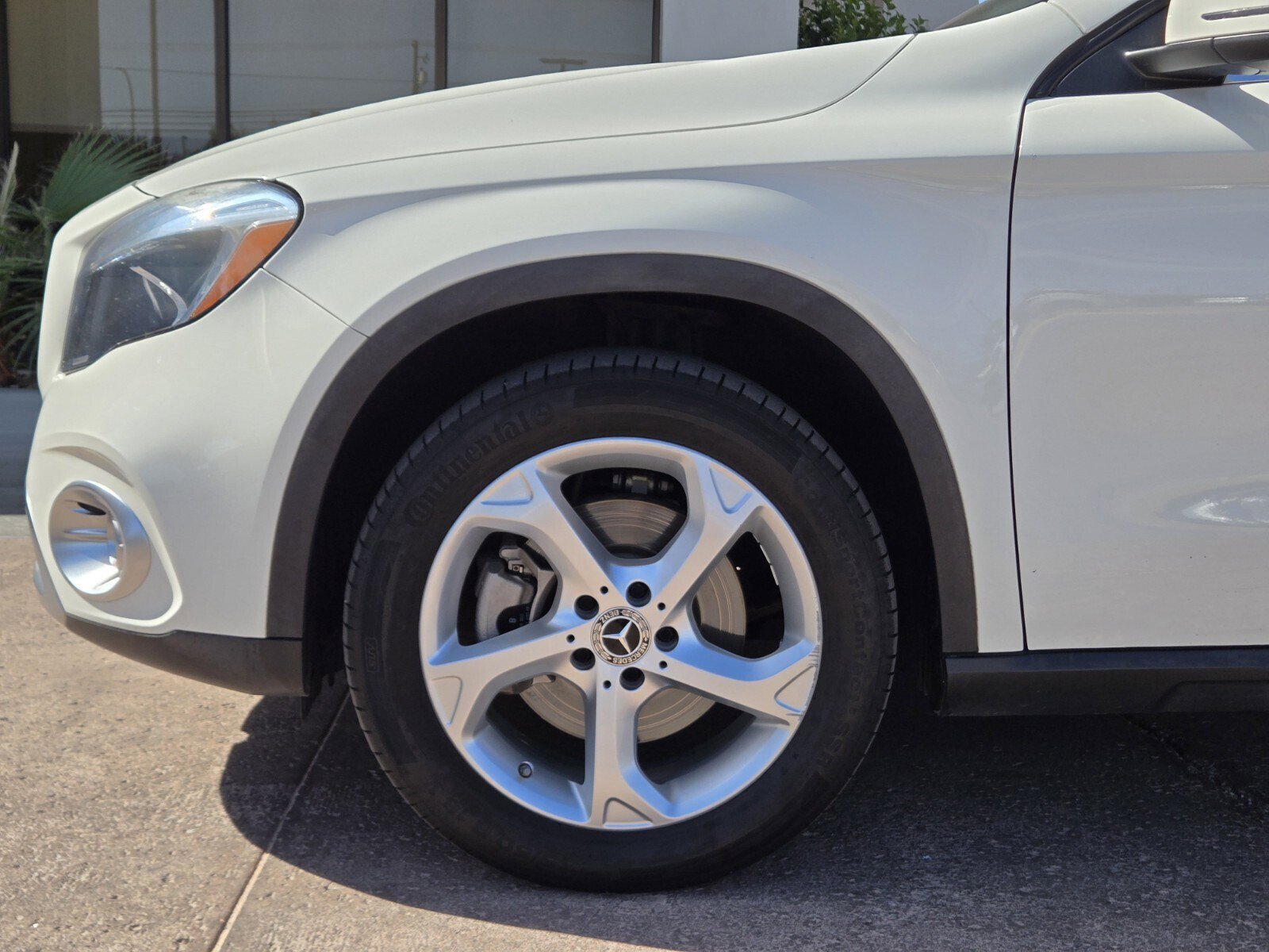 Used 2018 Mercedes-Benz GLA 250 4MATIC w/ Premium Package image 7